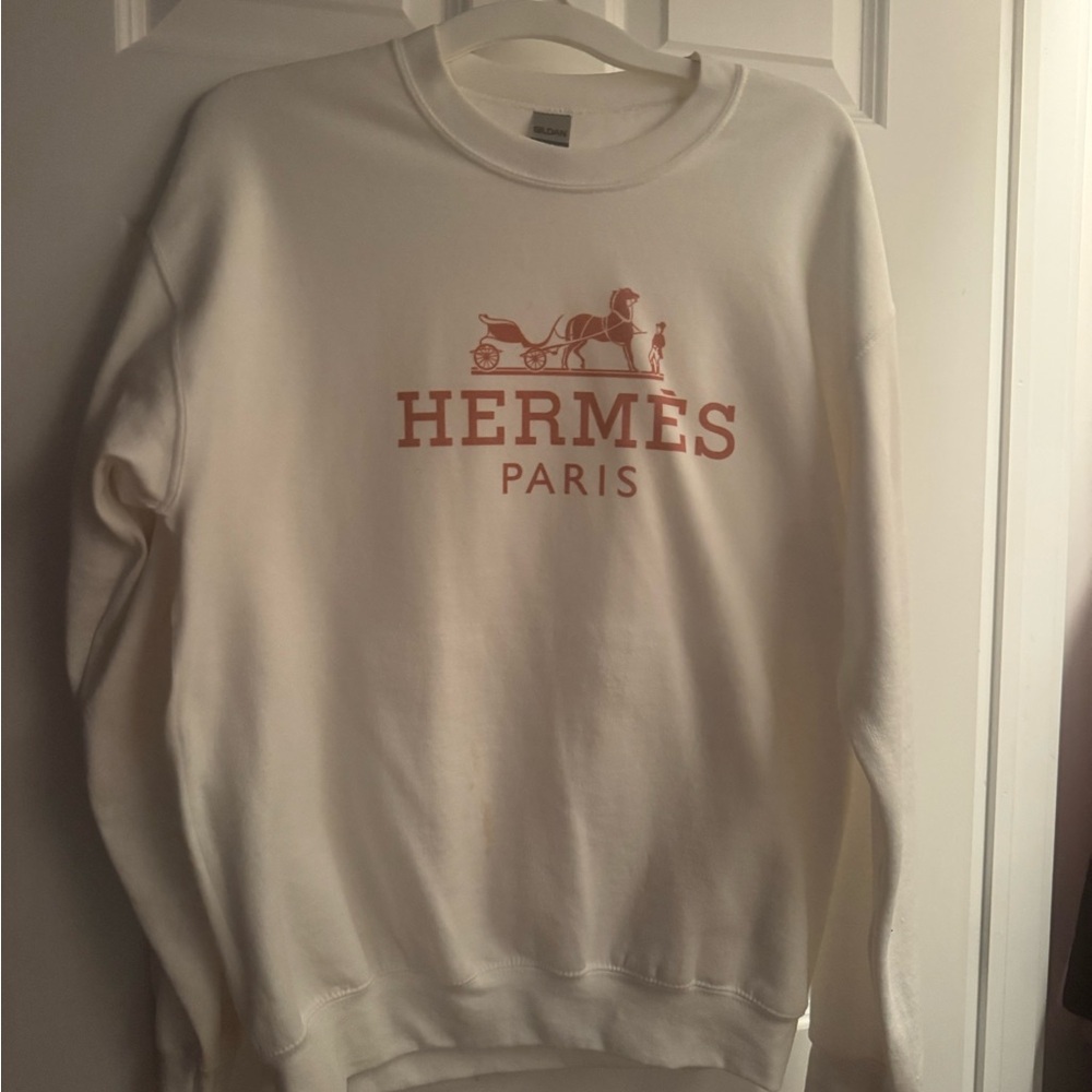 Gildan Heavy Blend White Sweatshirt